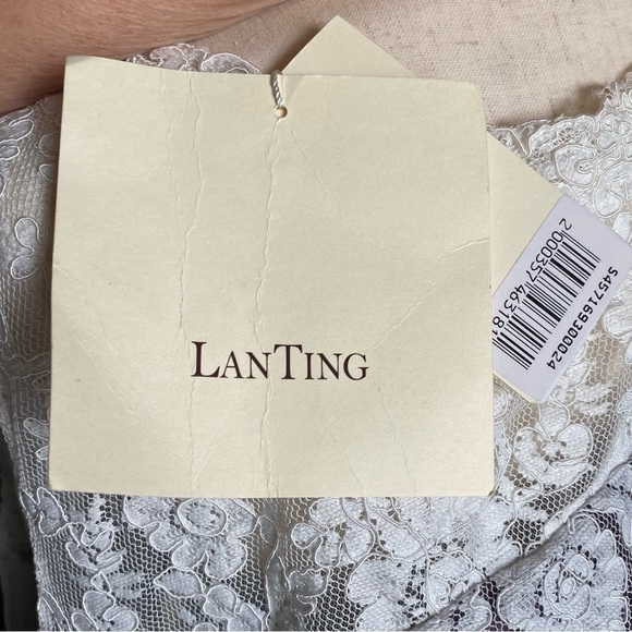 NWT-LAN TING-WHITE & PURPLE TEA LENGTH DRESS-SIZE 20/22 - Picture 11 of 11